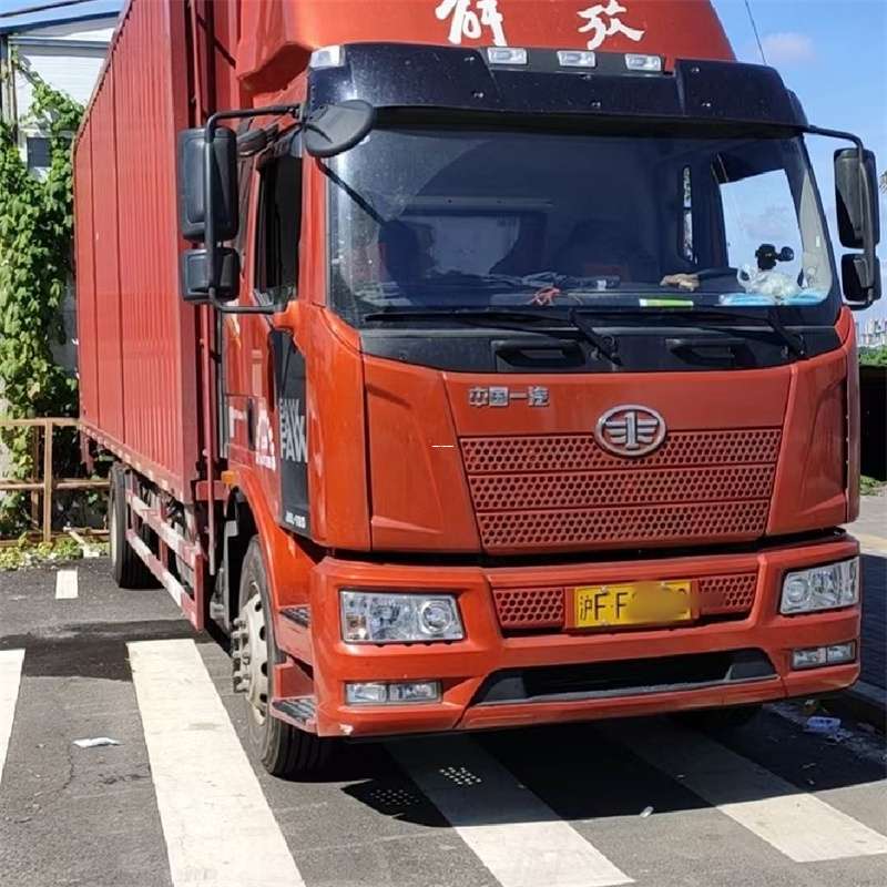 丰泽区罗平县进仓物流：专线直达的多元货运之旅